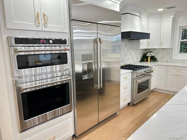 2450 Florin Court, Bellmore, NY 11710