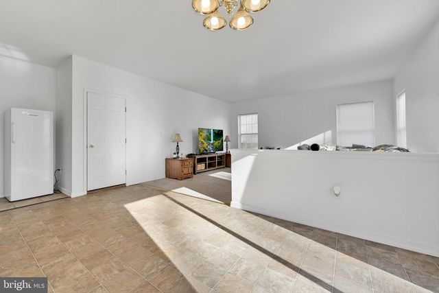 228 LONGVIEW DR, Reading, PA 19608