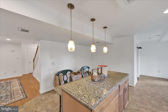 228 LONGVIEW DR, Reading, PA 19608