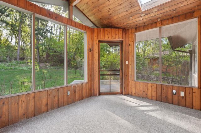 2891 Legion Avenue N, Lake Elmo, MN 55042