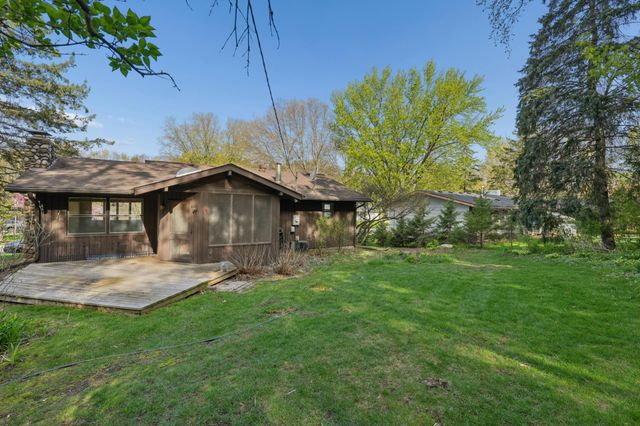 2891 Legion Avenue N, Lake Elmo, MN 55042