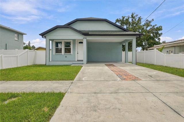 2736 W SPRUCE STREET, Tampa, FL 33607