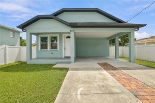 2736 W SPRUCE STREET, Tampa, FL 33607