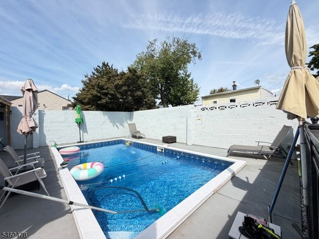 865 Birch St, Perth Amboy City, NJ 08861