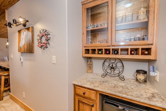 2779 Canyon Wren Loop, Graford, TX 76449