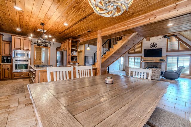 2779 Canyon Wren Loop, Graford, TX 76449