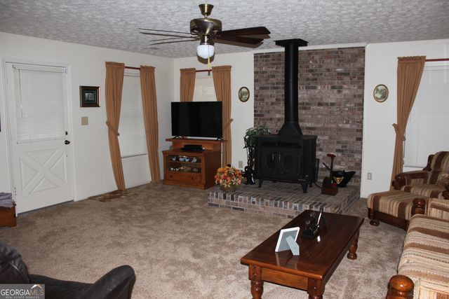 7895 Cove Road, Woodbury, GA 30293