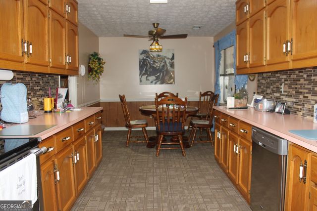 7895 Cove Road, Woodbury, GA 30293