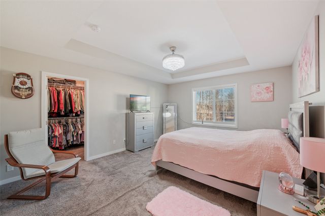 290 Amberwood Drive, Pleasant Hill, IA 50327