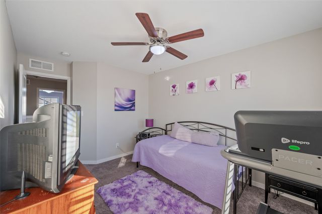 290 Amberwood Drive, Pleasant Hill, IA 50327