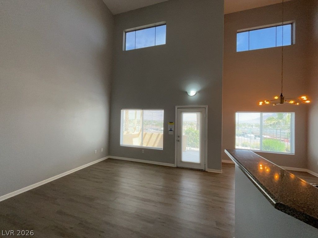 4915 East Russell Road 115, Las Vegas, NV 89120