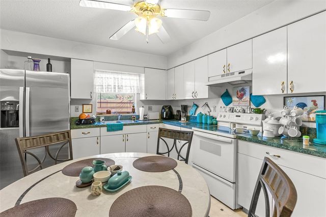 442 E STREET, Lake Wales, FL 33853