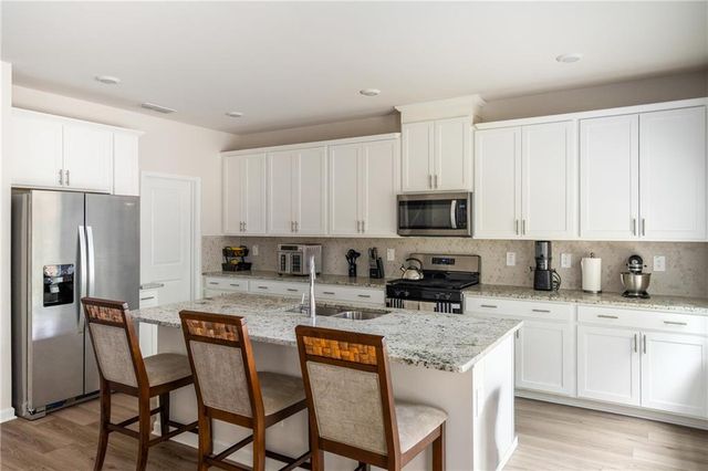 7767 Richmond Trail, Fairburn, GA 30213