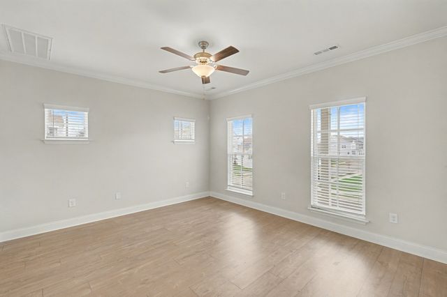 861 Westcott Ln, Antioch, TN 37013