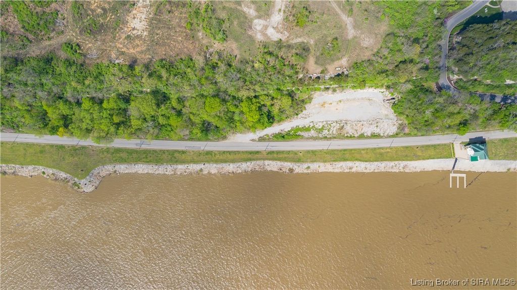 L221 Upper River Road, Jeffersonville, IN 47130