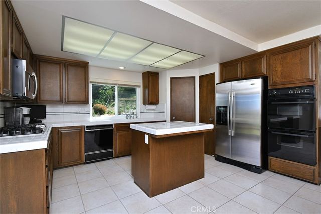 19970 Greenbriar Drive, Tarzana, CA 91356