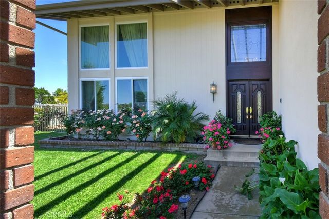19970 Greenbriar Drive, Tarzana, CA 91356