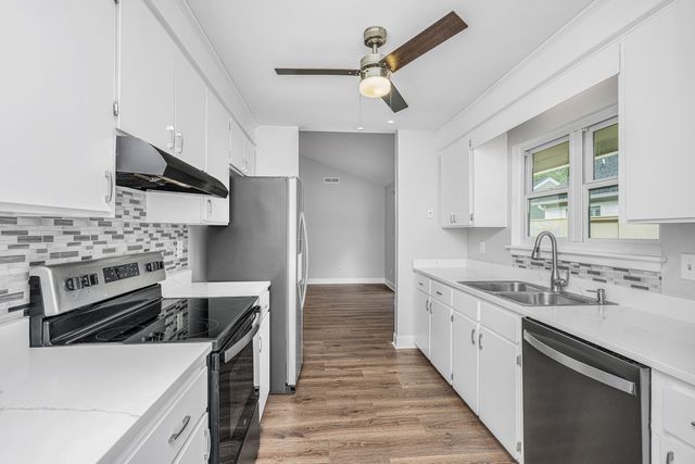 1116 Astor Drive, Mount Pleasant, SC 29464