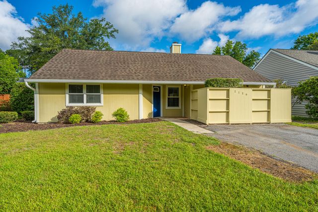 1116 Astor Drive, Mount Pleasant, SC 29464