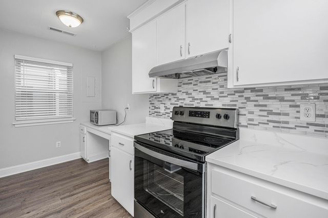 1116 Astor Drive, Mount Pleasant, SC 29464