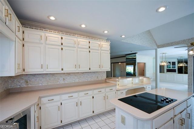 6085 Wellington Court, Cumming, GA 30040