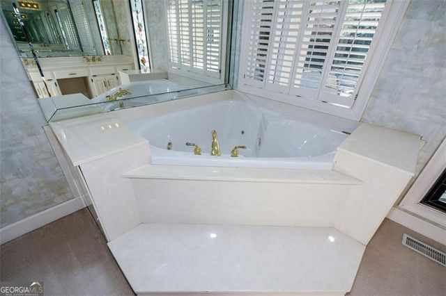 6085 Wellington Court, Cumming, GA 30040