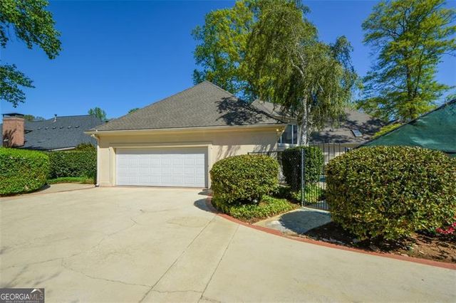 6085 Wellington Court, Cumming, GA 30040