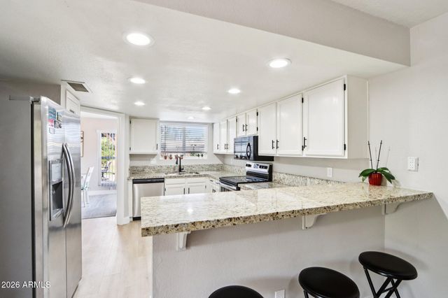 19209 N 6TH Street, Phoenix, AZ 85024