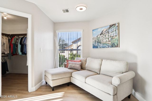 19209 N 6TH Street, Phoenix, AZ 85024