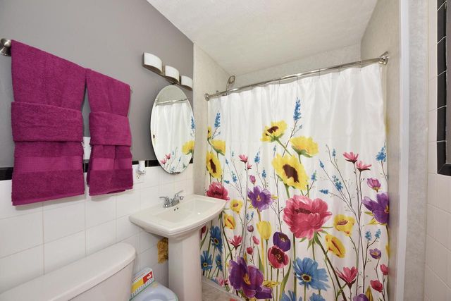 2809 N 38th STREET, Milwaukee, WI 53210