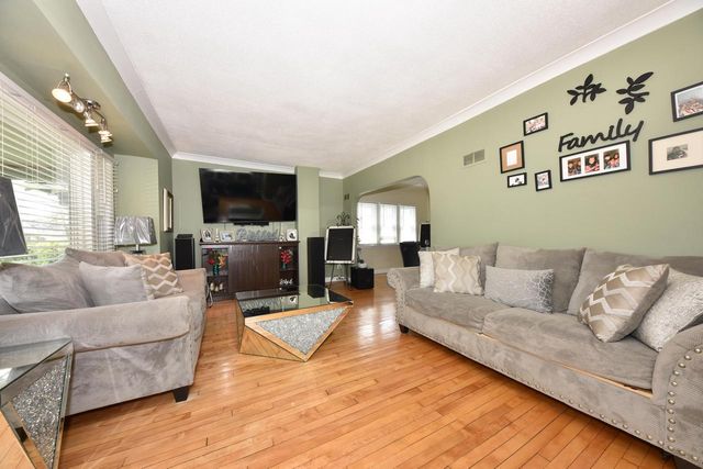 2809 N 38th STREET, Milwaukee, WI 53210