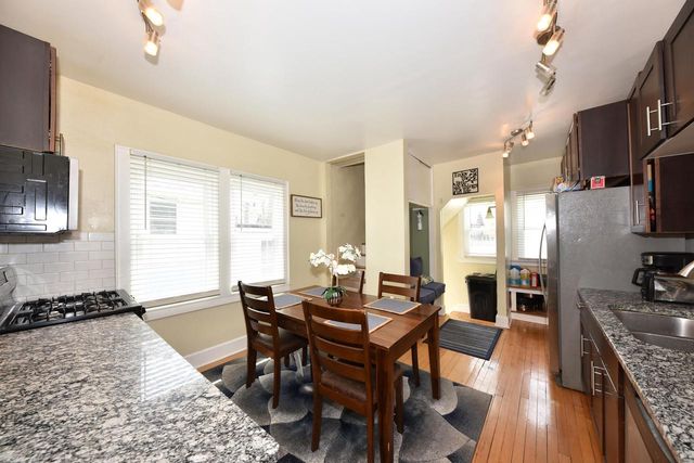2809 N 38th STREET, Milwaukee, WI 53210
