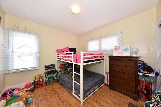 2809 N 38th STREET, Milwaukee, WI 53210