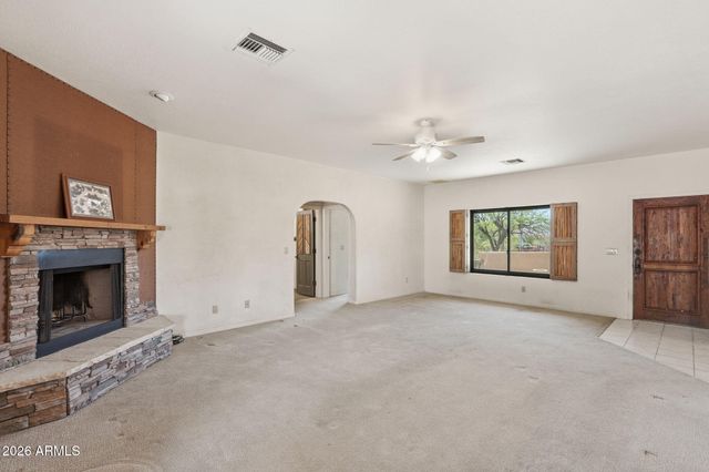 2630 W IRVINE Road, Phoenix, AZ 85086