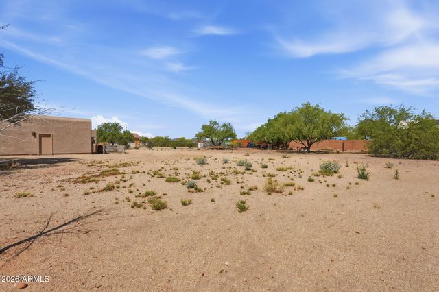 2630 W IRVINE Road, Phoenix, AZ 85086