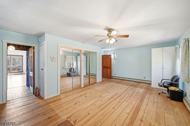 27 Plaza Dr, Hampton Twp., NJ 07860