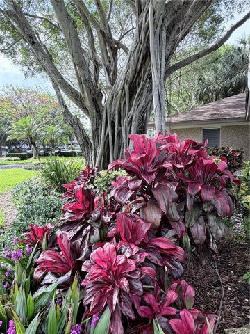605 Oaks Drive 307, Pompano Beach, FL 33069