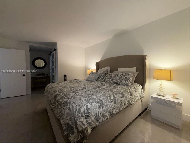 605 Oaks Drive 307, Pompano Beach, FL 33069