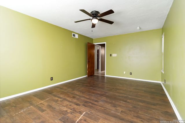 7634 Tippit Trl, San Antonio, TX 78240