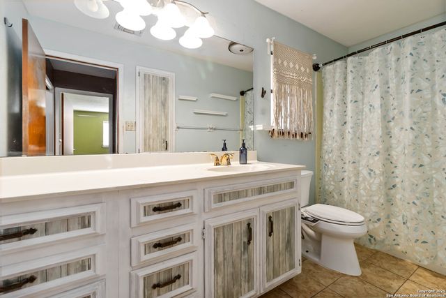 7634 Tippit Trl, San Antonio, TX 78240