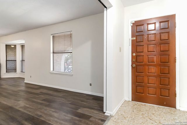 7634 Tippit Trl, San Antonio, TX 78240