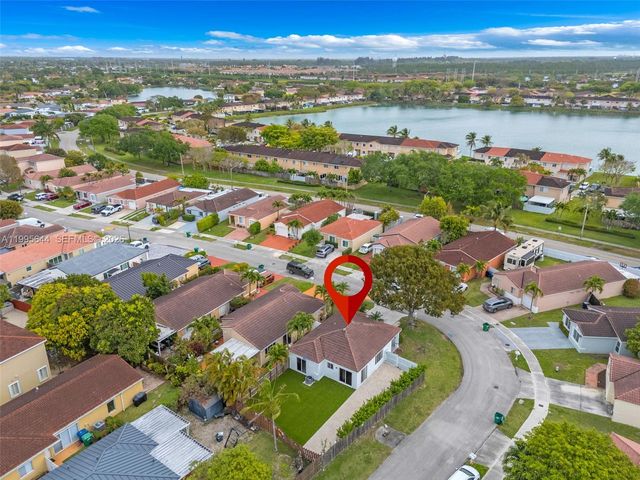 17570 SW 142nd Court, Miami, FL 33177