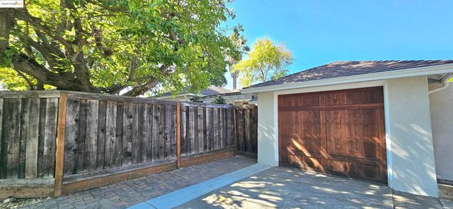 3195 Willow Pass Rd, Concord, CA 94519