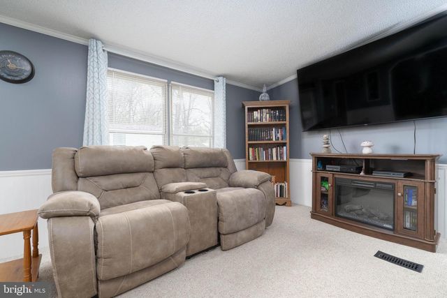 185 CONODOGUINET MOBILE EST, Newville, PA 17241