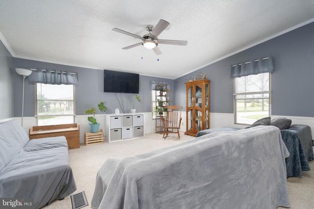 185 CONODOGUINET MOBILE EST, Newville, PA 17241
