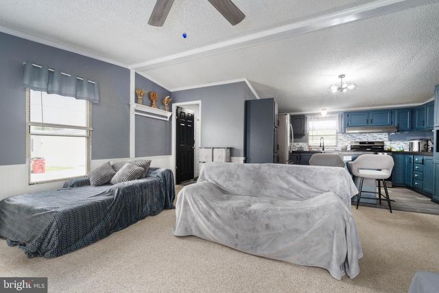 185 CONODOGUINET MOBILE EST, Newville, PA 17241