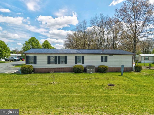 185 CONODOGUINET MOBILE EST, Newville, PA 17241