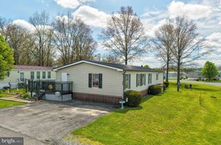 185 CONODOGUINET MOBILE EST, Newville, PA 17241