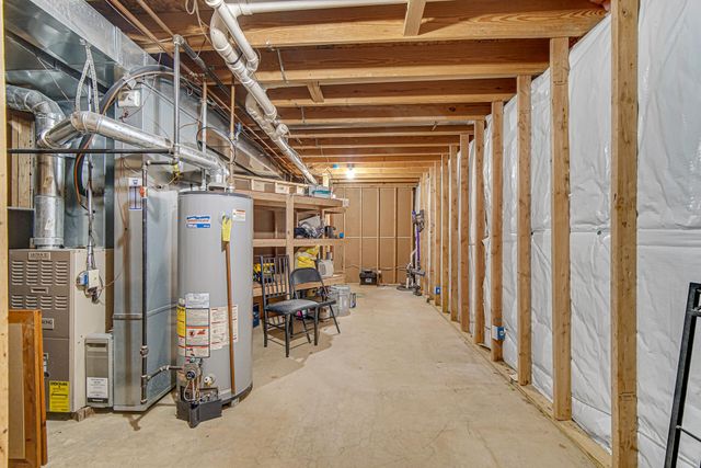 515 Tamarack Trail, Hebron, IN 46341