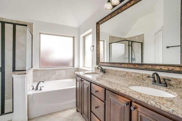 11721 Pistachio Trail, Fort Worth, TX 76108